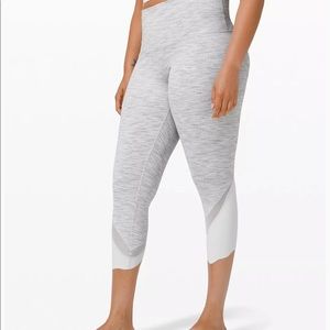 Lululemon wunder under crop leggings
